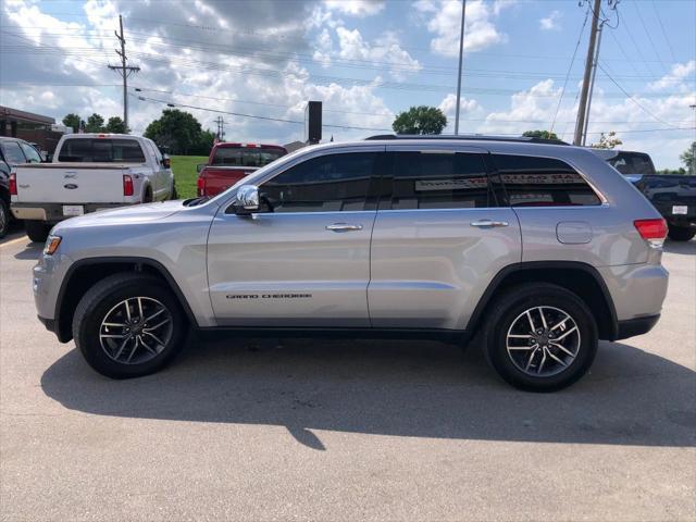 Photo of 2019 Silver Jeep Grand Cherokee