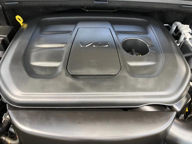 Photo of 2019 Silver Jeep Grand Cherokee