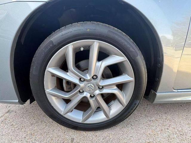 Photo of 2013 Gray Nissan Sentra