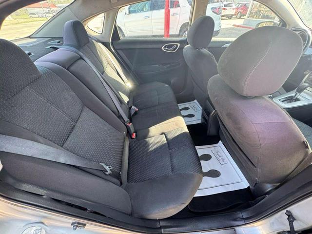 Photo of 2013 Gray Nissan Sentra