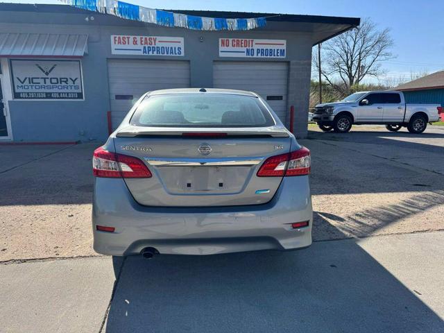 Photo of 2013 Gray Nissan Sentra
