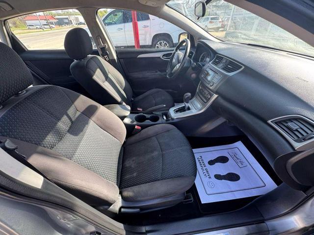 Photo of 2013 Gray Nissan Sentra