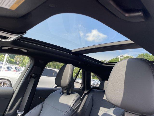 Photo of 2025 Alpine Gray Mercedes-Benz GLC 350e