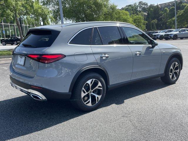 Photo of 2025 Alpine Gray Mercedes-Benz GLC 350e