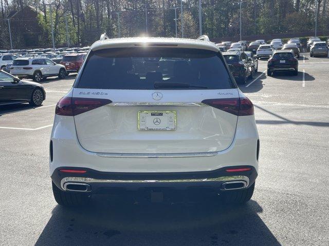 Photo of 2025 MANUFAKTUR Moonlight White Metallic Mercedes-Benz GLE 450e