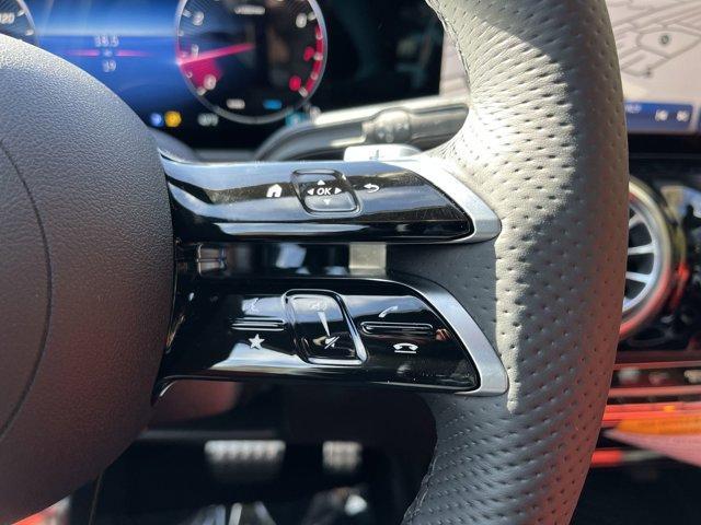 Photo of 2025 Polar White Mercedes-Benz GLA 250