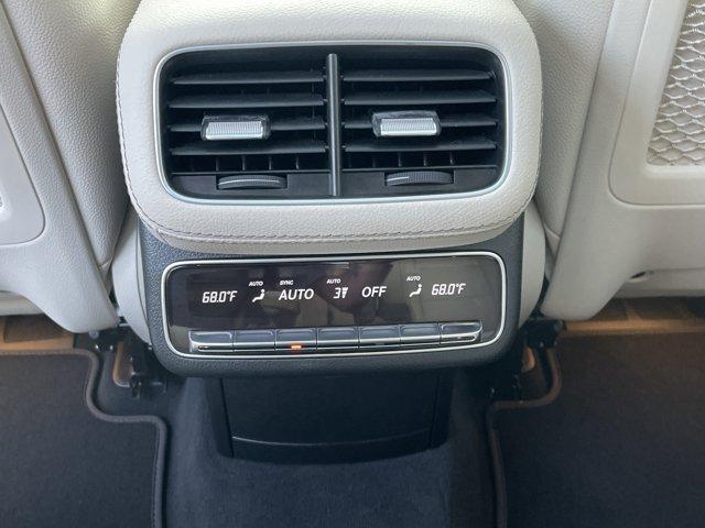 Photo of 2025 Polar White Mercedes-Benz GLS 450