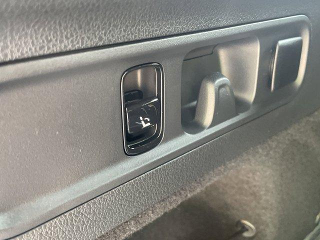 Photo of 2025 Alpine Gray Mercedes-Benz GLC 350e