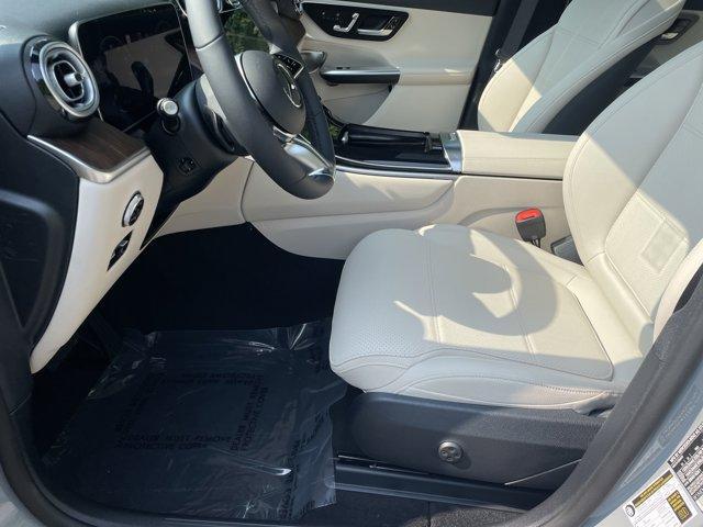 Photo of 2025 Alpine Gray Mercedes-Benz GLC 350e