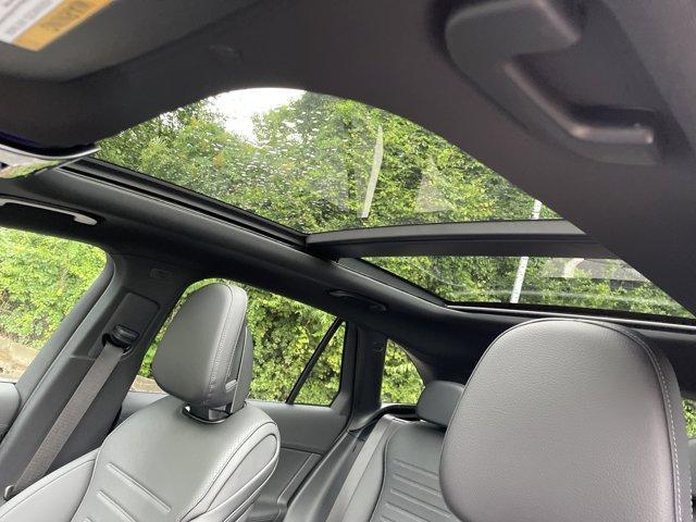 Photo of 2025 Obsidian Black Metallic Mercedes-Benz GLC 300