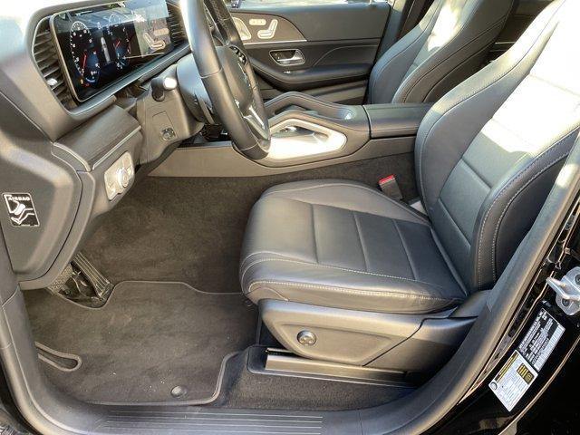 Photo of 2023 Black Mercedes-Benz GLE 350