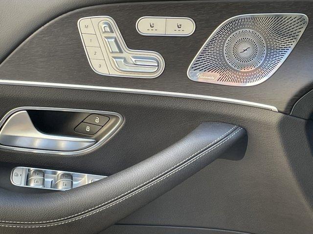Photo of 2023 Black Mercedes-Benz GLE 350