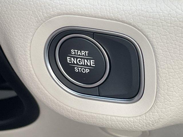 Photo of 2025 Cirrus Silver Metallic Mercedes-Benz GLE 450e