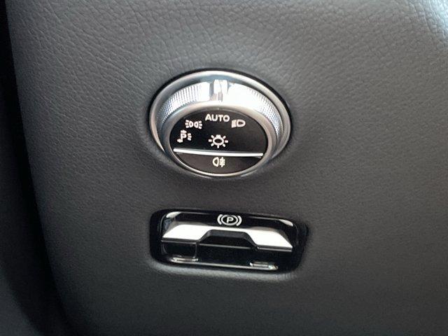Photo of 2024 Cirrus Silver Metallic Mercedes-Benz GLC 300