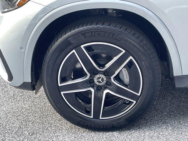Photo of 2024 Cirrus Silver Metallic Mercedes-Benz GLC 300