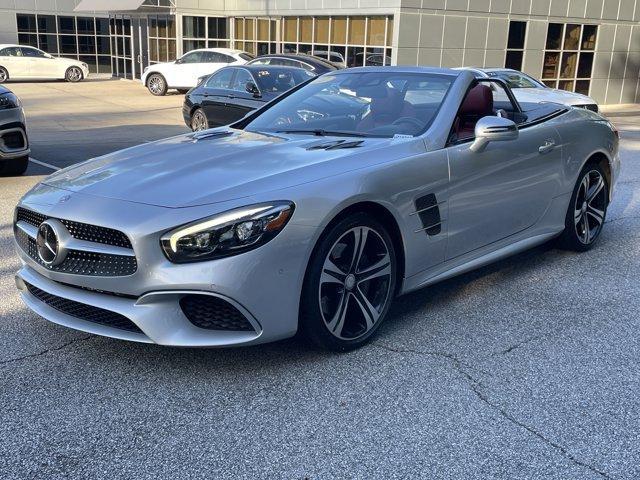 Photo of 2017 Iridium Silver Metallic Mercedes-Benz SL 450