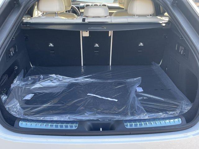 Photo of 2026 MANUFAKTUR Moonlight White Metallic Mercedes-Benz GLC 300
