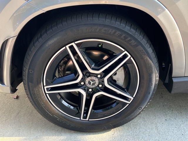 Photo of 2022 Mojave Silver Metallic Mercedes-Benz GLE 350