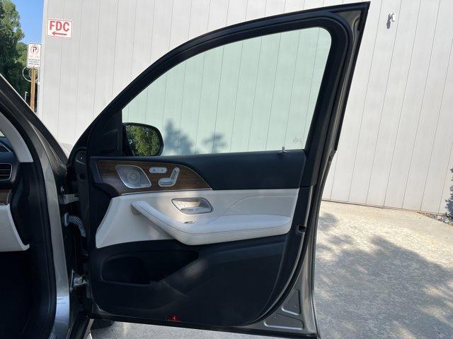 Photo of 2022 Mojave Silver Metallic Mercedes-Benz GLE 350