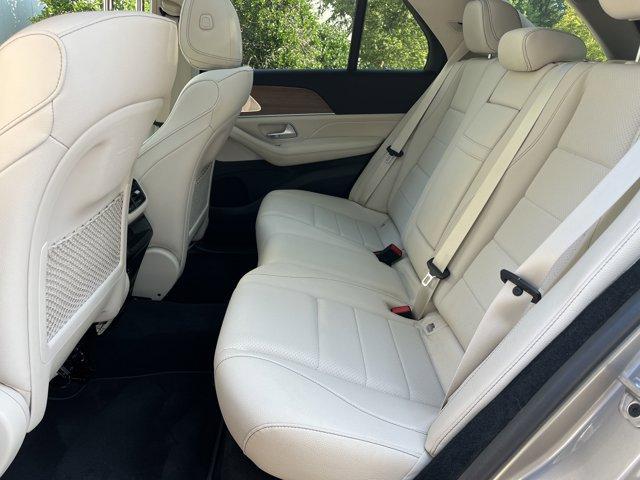 Photo of 2022 Mojave Silver Metallic Mercedes-Benz GLE 350