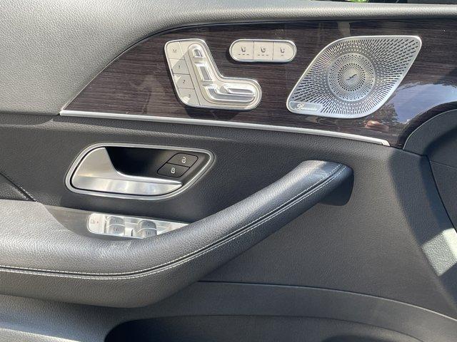 Photo of 2023 Gray Metallic Mercedes-Benz GLE 350