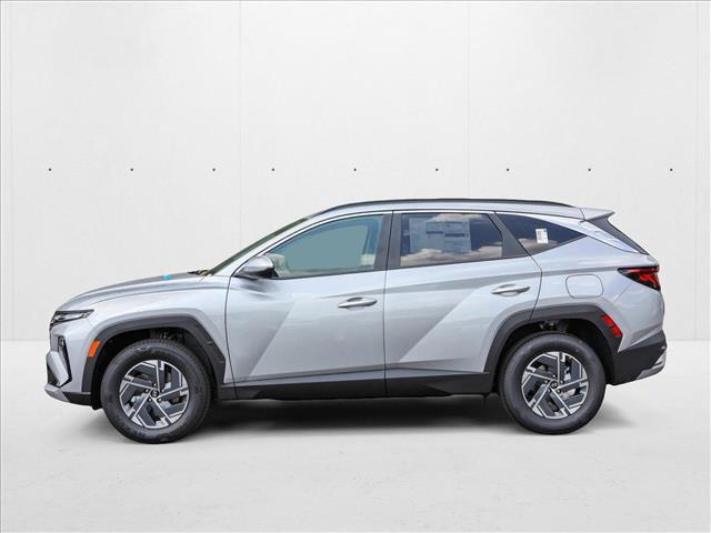 Photo of 2025 Shimmering Silver Hyundai TUCSON Hybrid