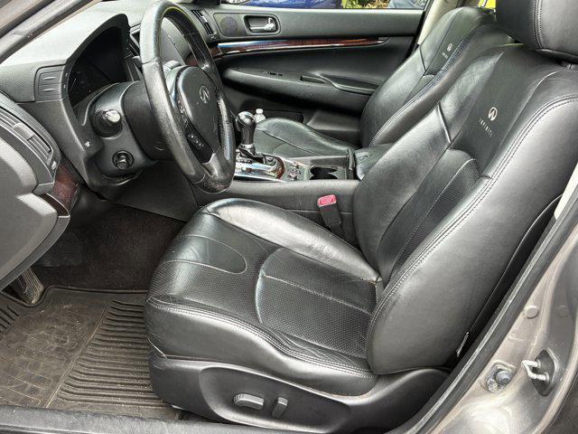 Photo of 2012 Smoky Quartz INFINITI G37x