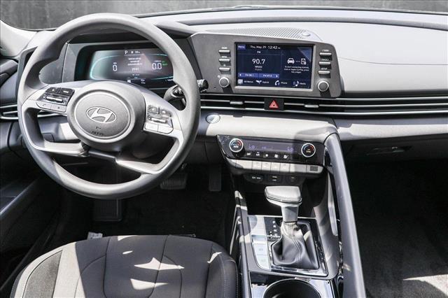 Photo of 2025 Abyss Black Hyundai ELANTRA HEV