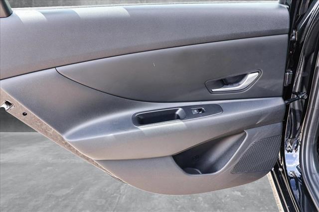 Photo of 2025 Abyss Black Hyundai ELANTRA HEV