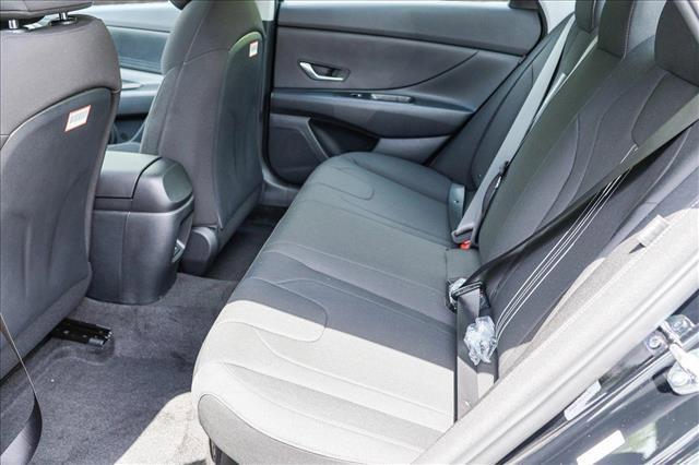 Photo of 2025 Abyss Black Hyundai ELANTRA HEV
