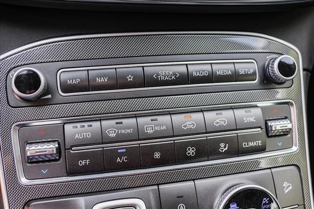 Photo of 2023 Shimmering Silver Hyundai SANTA FE
