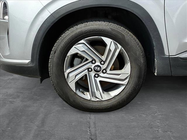 Photo of 2023 Shimmering Silver Hyundai SANTA FE