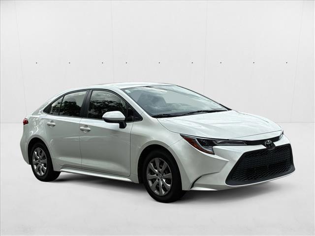 Photo of 2020 Blizzard Pearl Toyota Corolla