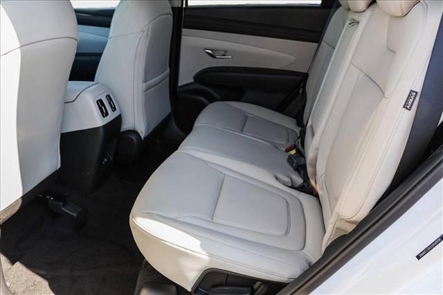 Photo of 2025 Serenity White Pearl Hyundai TUCSON