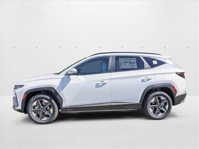 Photo of 2025 Serenity White Pearl Hyundai TUCSON