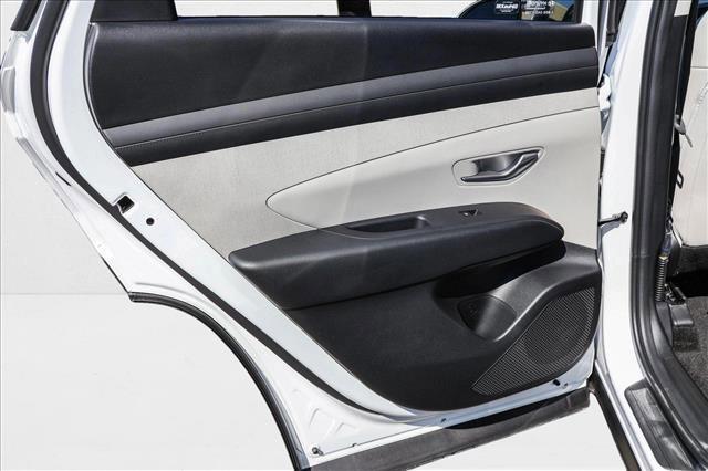 Photo of 2025 Serenity White Pearl Hyundai TUCSON