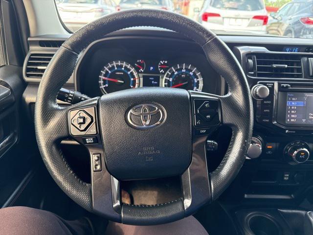 Photo of 2016 Midnight Black Metallic Toyota 4Runner
