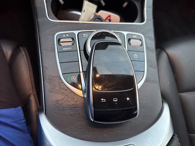 Photo of 2015 White Mercedes-Benz C-Class