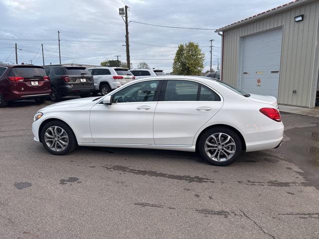 Photo of 2015 White Mercedes-Benz C-Class