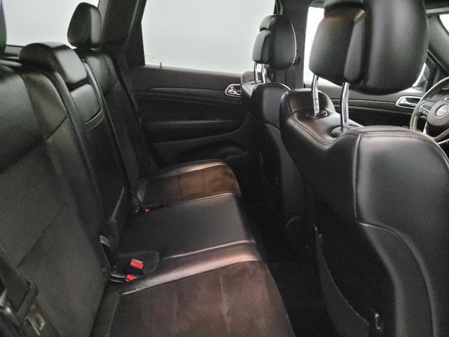 Photo of 2018 Bright White Clearcoat Jeep Grand Cherokee