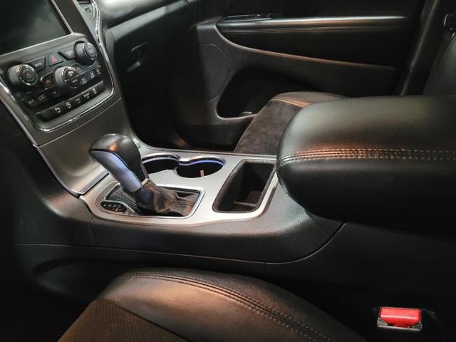Photo of 2018 Bright White Clearcoat Jeep Grand Cherokee