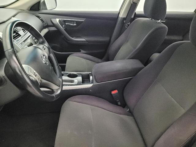 Photo of 2013 Super Black Nissan Altima