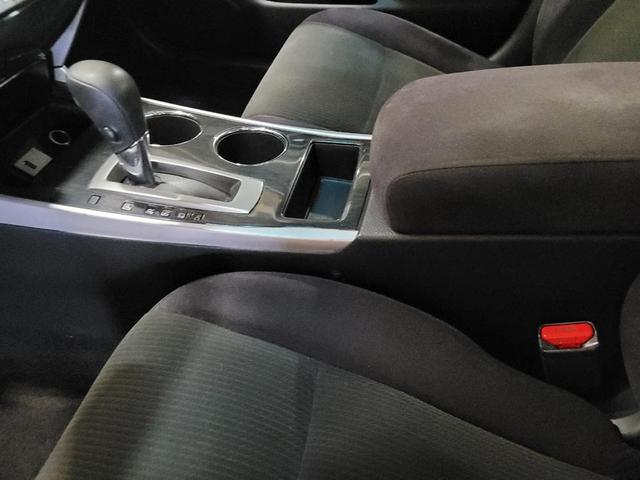 Photo of 2013 Super Black Nissan Altima