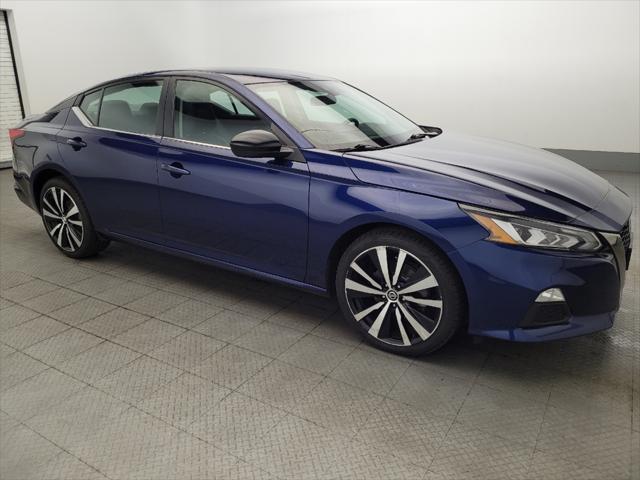 Photo of 2020 Deep Blue Pearl Nissan Altima