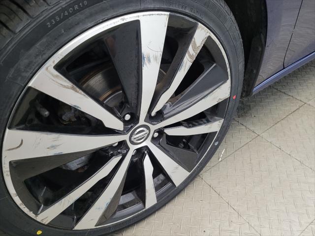 Photo of 2020 Deep Blue Pearl Nissan Altima