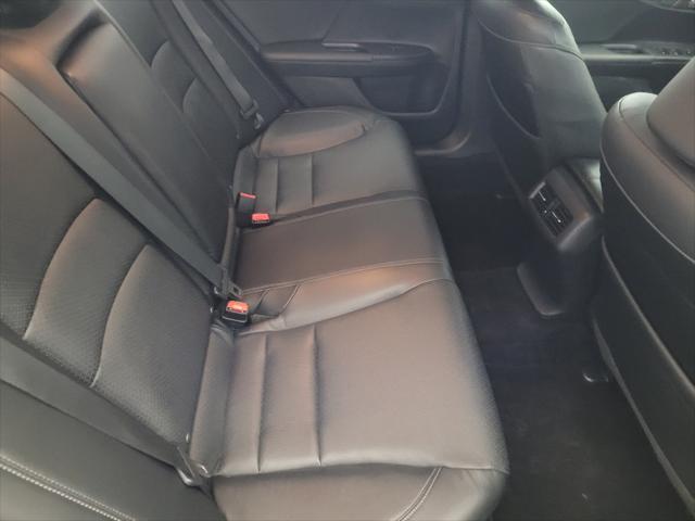 Photo of 2017 Lunar Silver Metallic Honda Accord