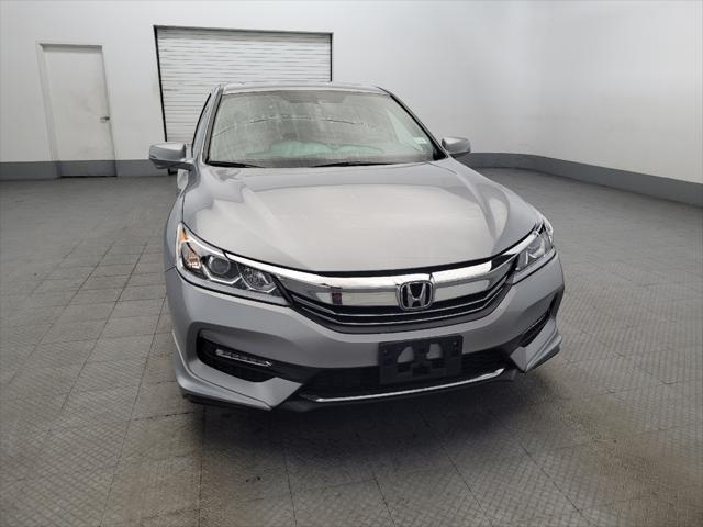 Photo of 2017 Lunar Silver Metallic Honda Accord