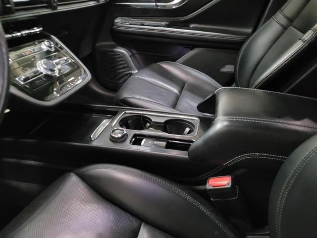 Photo of 2021 Infinite Black Lincoln Corsair