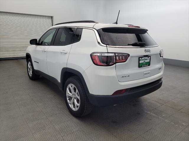 Photo of 2024 Bright White Clearcoat Jeep Compass