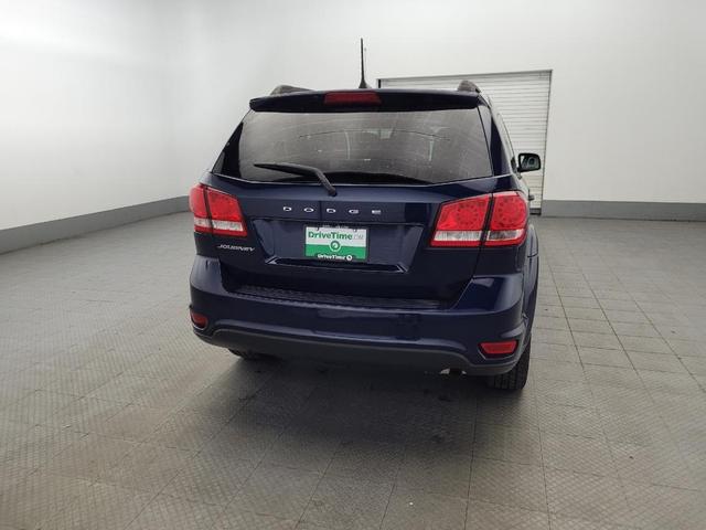 Photo of 2019 Contusion Blue Pearlcoat Dodge Journey